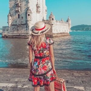 Alice + Olivia Rapunzel Floral Print Dress Size 2